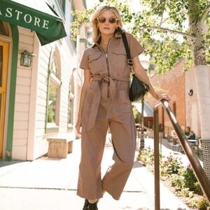 NEW Albion Women's Fit City Hamptons Utility Jumpsuit Brown Tan Large